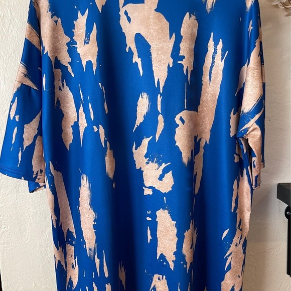 Misprinted‎ Shirt - Picture 2 of 8